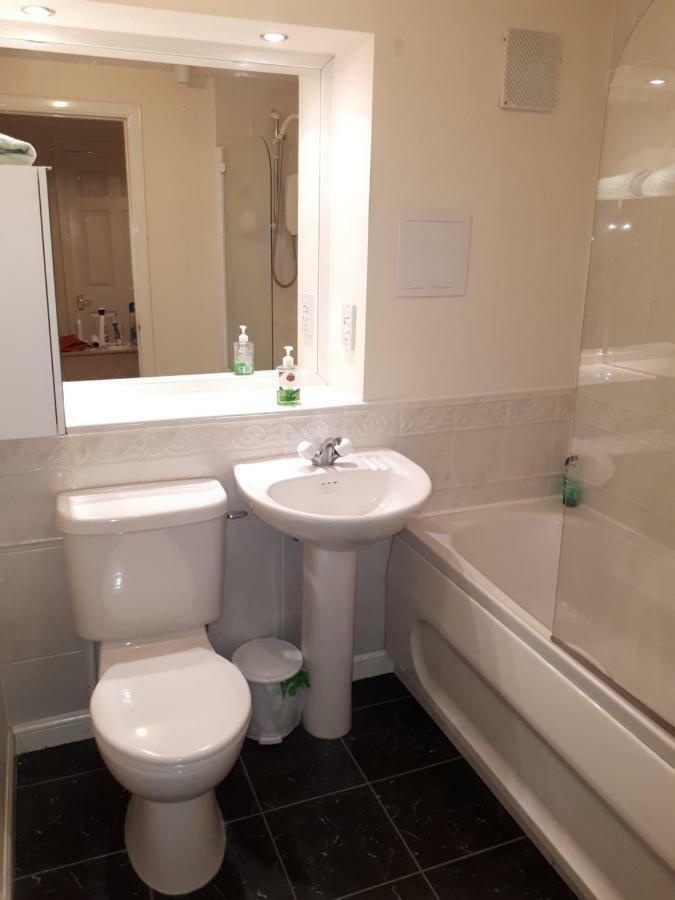 Central & Stylish 3 Bedroom, 2 Bath, Free Parking Edinburgh Kültér fotó